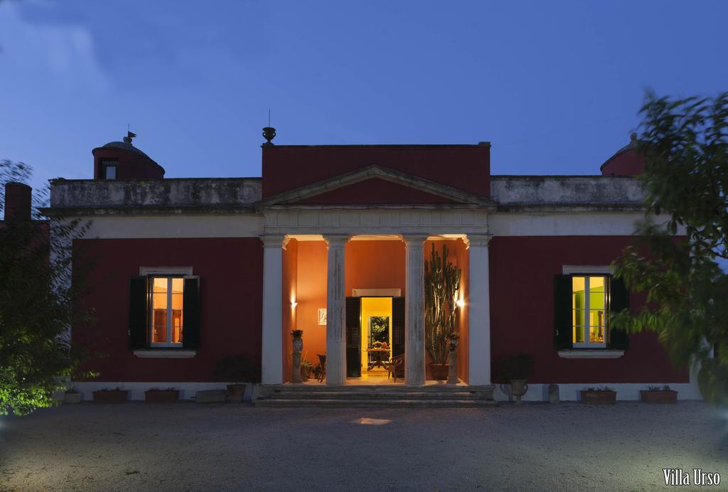 מונטרוני די לצ'ה Villa Urso Bed&Breakfast מראה חיצוני תמונה