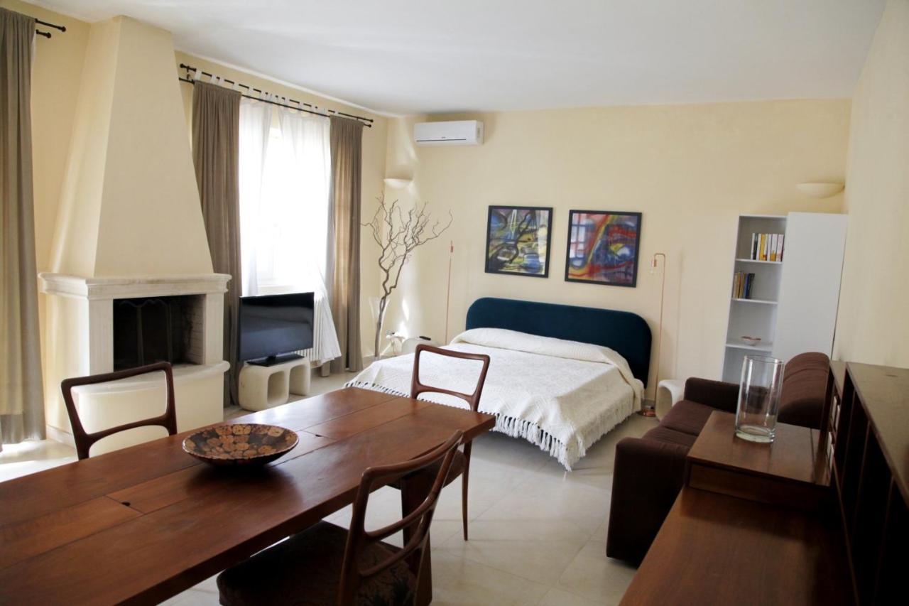 מונטרוני די לצ'ה Villa Urso Bed&Breakfast מראה חיצוני תמונה